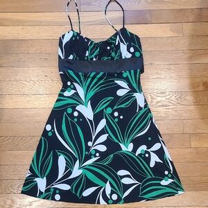 Green and Black Floral/Leaf Print Dress